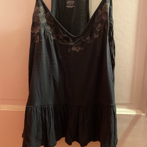 Grey American Eagle flowy tank top. Size large. Only worn once - Picture 2 of 6